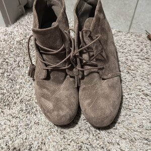 Dr. Scholl's Taupe Suede Cool Fit Shoes